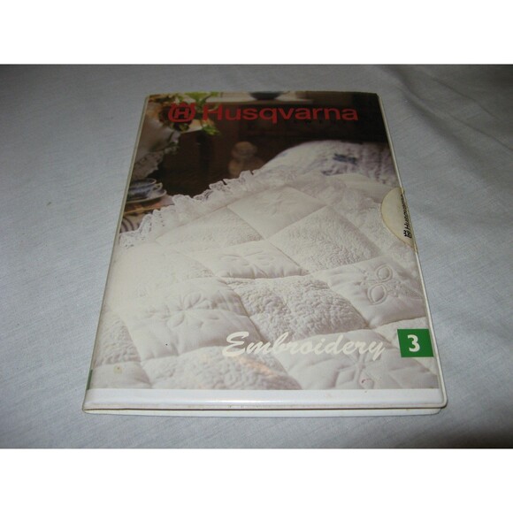 Husqvarna Sweden Viking Embroidery Design Card #3 with Card, Overlay & Booklet - Picture 1 of 4
